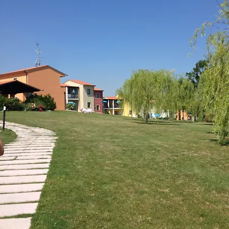 Belvedere Village Πεσκιέρα ντελ Γκάρντα