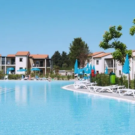 Belvedere Village Διαμέρισμα *